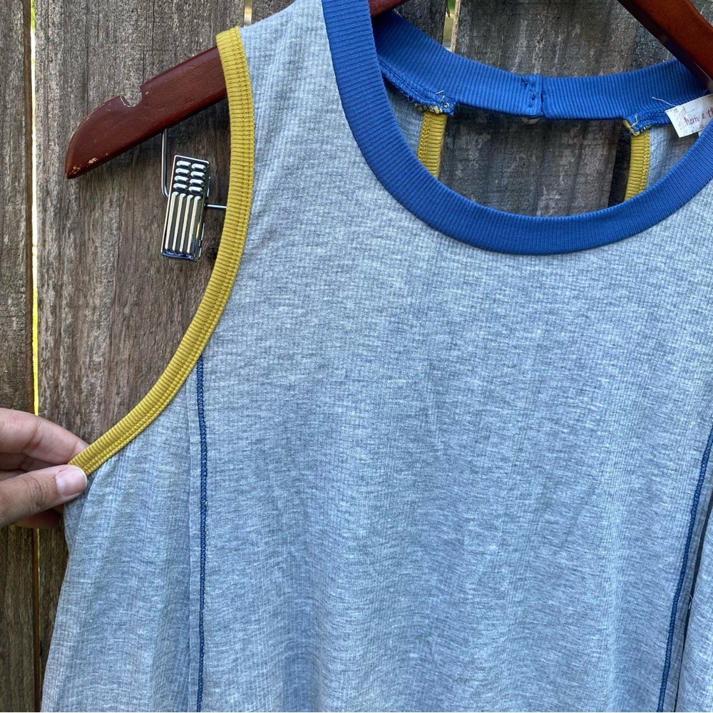 Hem & Thread Block Color Mock Neck Swing Tank - image 4